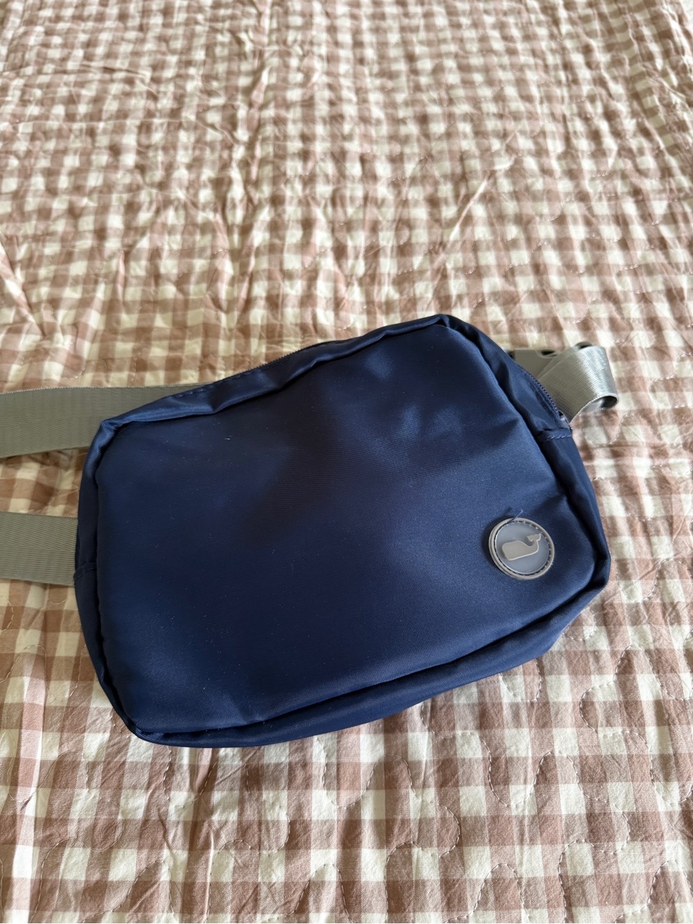 Vineyard Vines Navy Crossbody Bag with Gray Strap